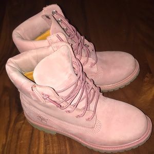 Baby Pink Timberlands 💕